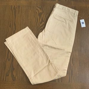 NWT Gap khakis boys school uniform long pants 18 regular NEW *